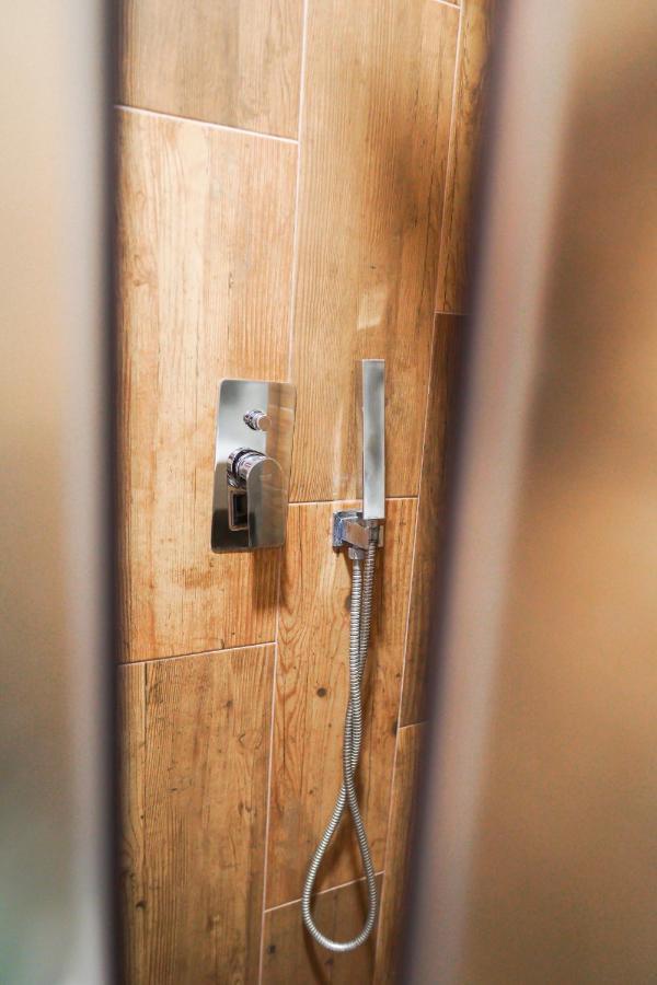 4Rooms Hotel Гирокастра Экстерьер фото