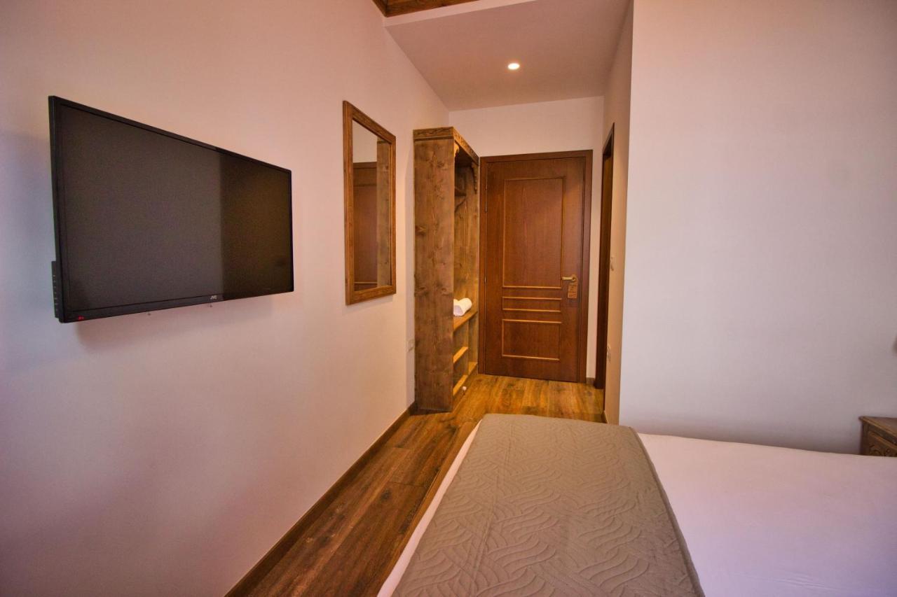 4Rooms Hotel Гирокастра Экстерьер фото